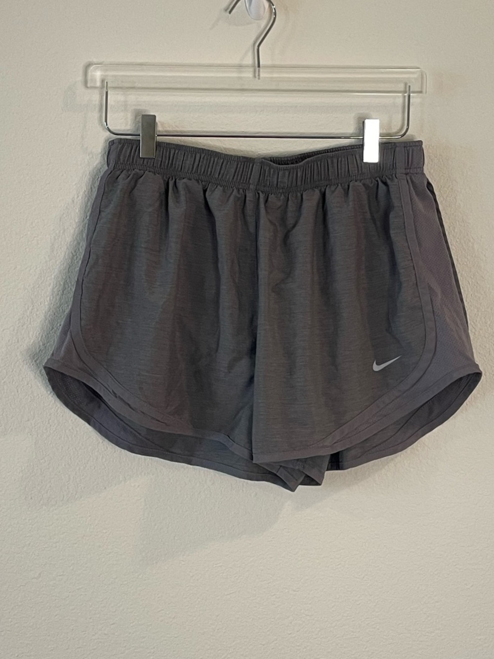 Nike Women’s Gray Dri-FIT Tempo Athletic Shorts